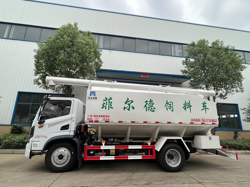 東風(fēng)華神T3散裝飼料運(yùn)輸車